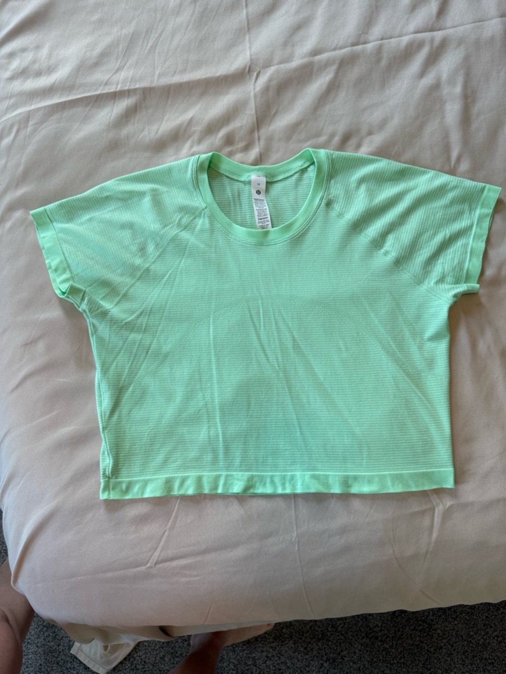 lululemon cropped swiftly size 14